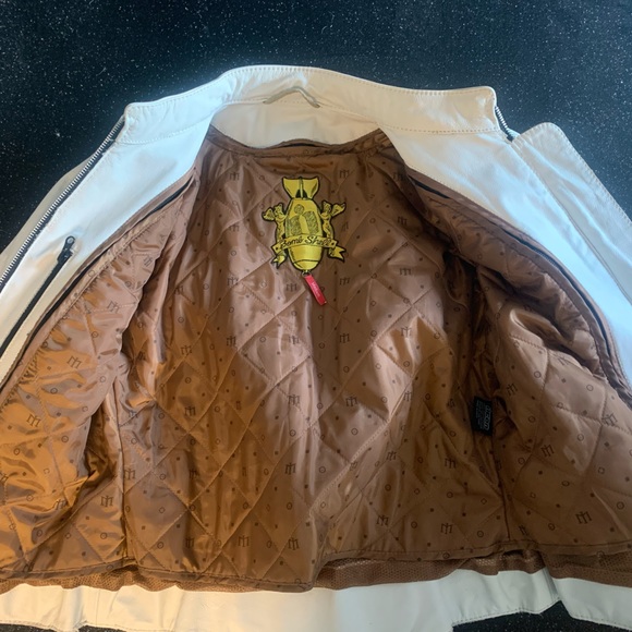 Women’s Motorcycle Jacket - Picture 2 of 3